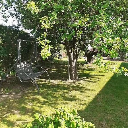 Homestay A L'etape Gourmande, Chambres D'hotes Chez L'habitant *