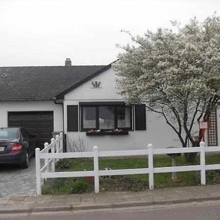 Homestay A L'etape Gourmande, Chambres D'hotes Chez L'habitant *