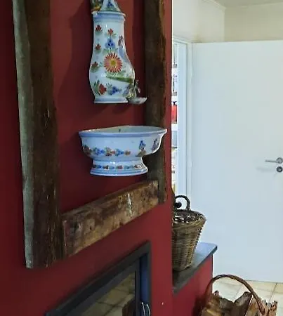 Homestay A L'etape Gourmande, Chambres D'hotes Chez L'habitant Wellin