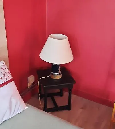 Homestay A L'etape Gourmande, Chambres D'hotes Chez L'habitant *